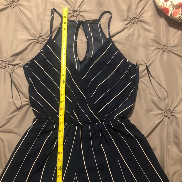 Striped Capri jumpsuit - Picture 6 of 8